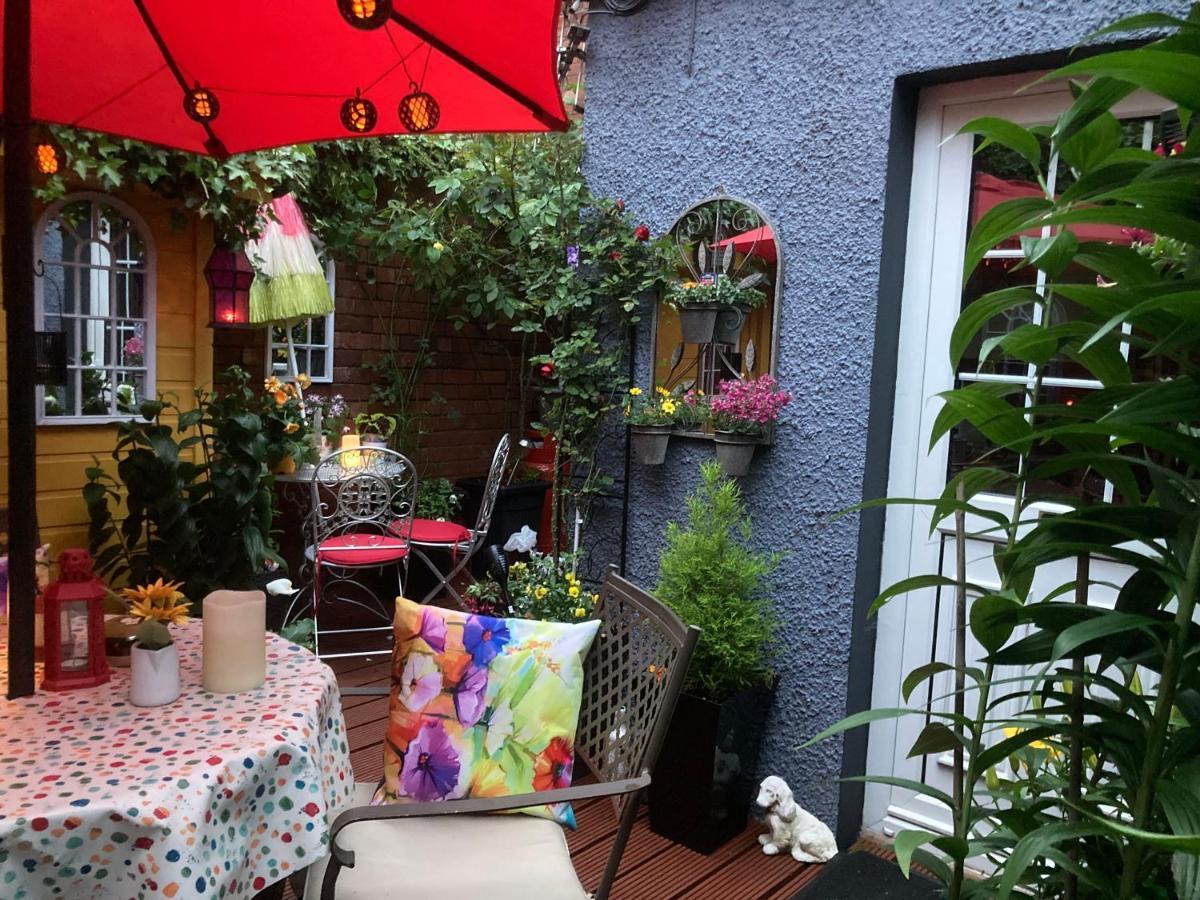 Mountroyal Victorian Self Catering 3 Apartment *